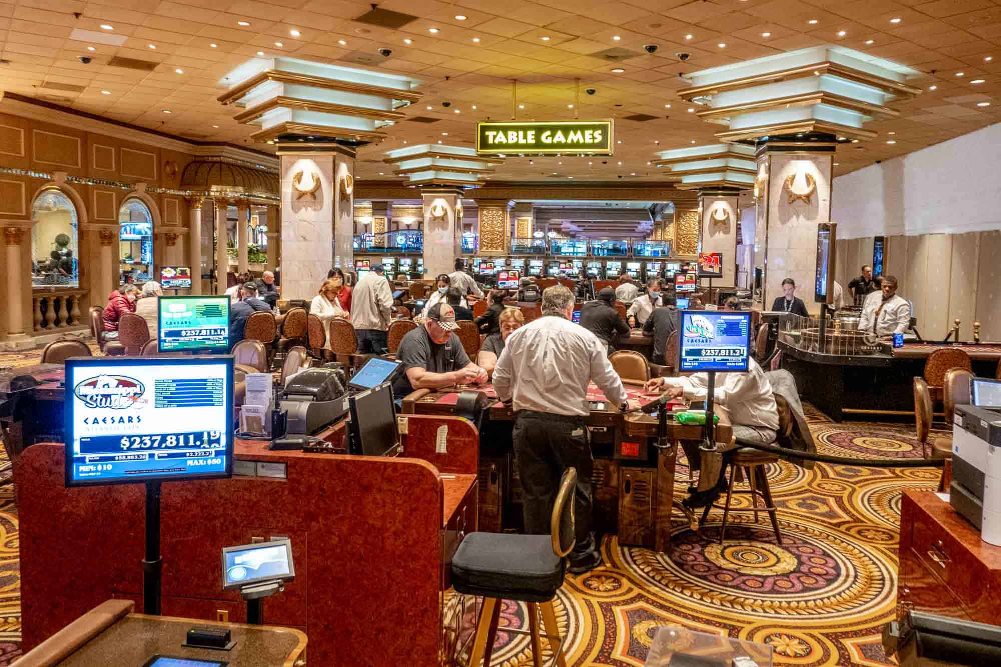 Blackjack’ta Zirve: Stratejik Oyunun Kilitleri