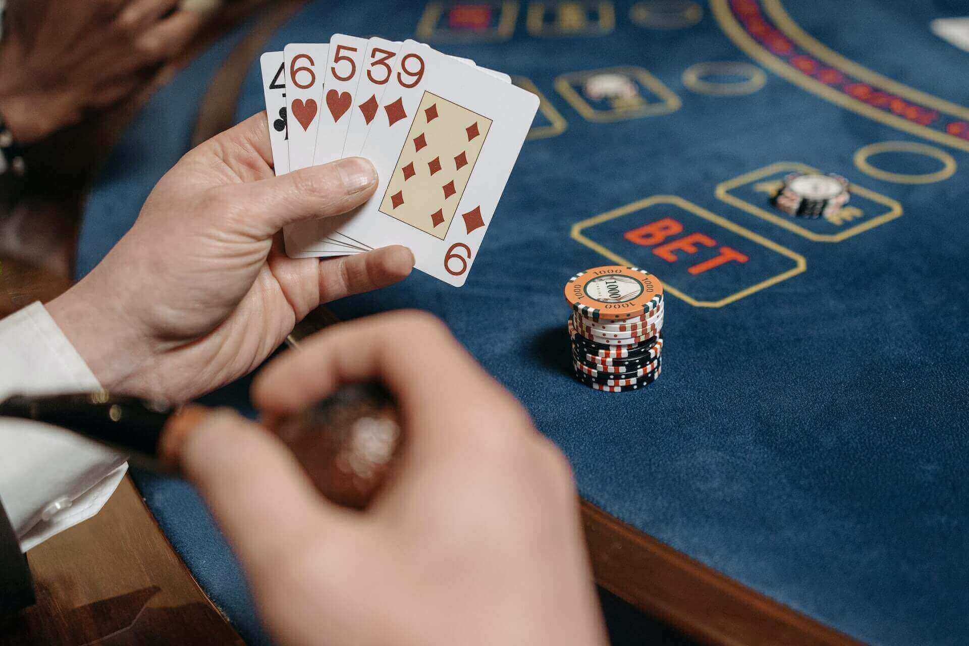 Blackjack’ta Zirve: Stratejik Oyunun Kilitleri