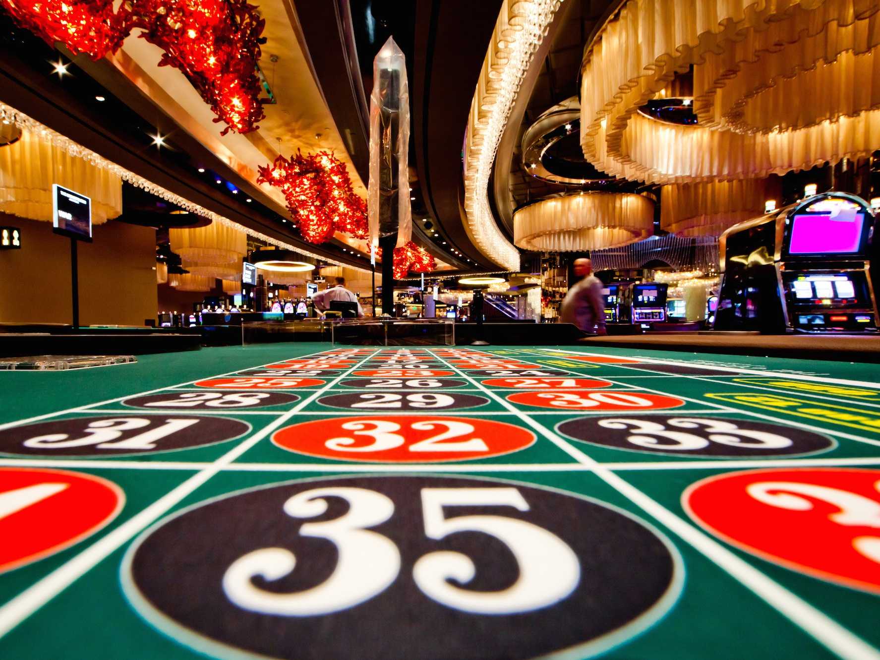 Poker Değerlendirmesi: İnce Ayar ve Başarı